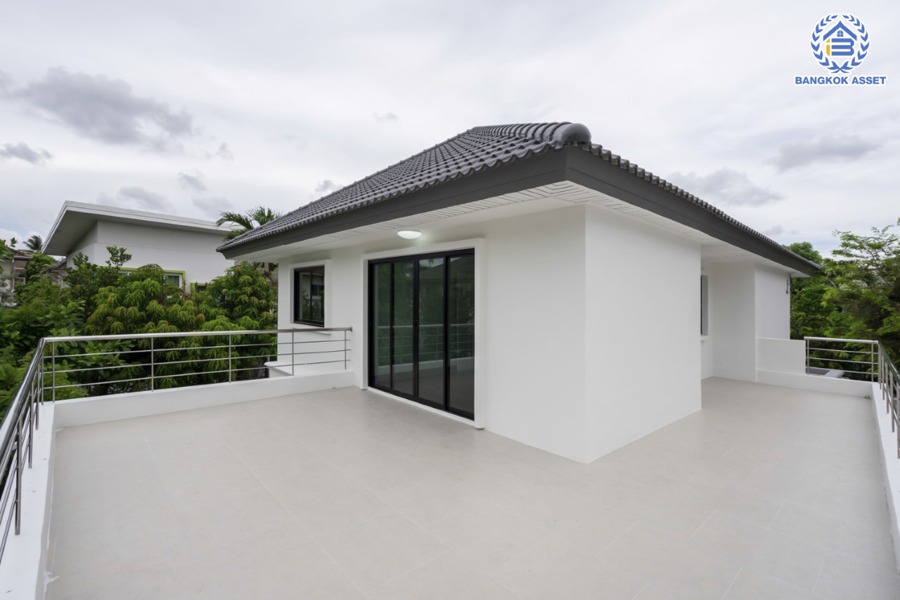 บ้านมือสองตกแต่งใหม่ ม.ศุภาลัย ออร์คิดปาร์ค2 ปิ่นเกล้า-ใกล้ถ.กาญจนาภิเษก หลังใหญ่ตกแต่งหรูหรา เนื้อที่ 85 ตร.ว. ฟังก์ชัน 4 ห้องนอน 4 ห้องน้ำ 1 ห้องแม่บ้าน จอดรถได้ 2 คัน บนทำเลเดินทางสะดวก เชื่อมต่อหลายเส้นทาง และเดอะมอลล์บางแค ทางด่วน "กาญจนาภิเษก" และรถไฟฟ้า "สถานีภาษีเจริญ"